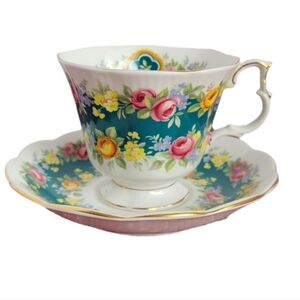 Vintage Royal Albert Garland Series Sensation Tea Cup & Saucer